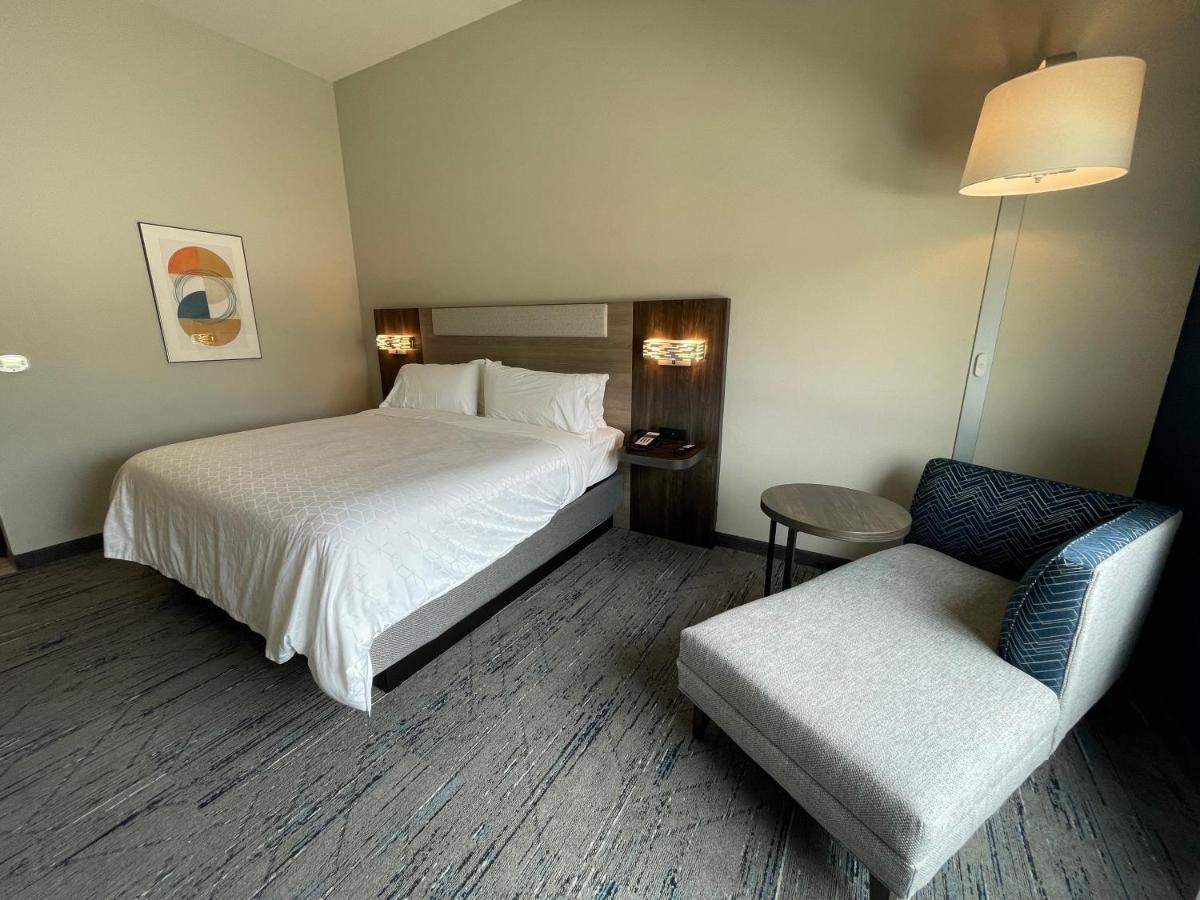 Holiday Inn Express & Suites - Ft. Smith - Airport By Ihg Fort Smith Exteriör bild