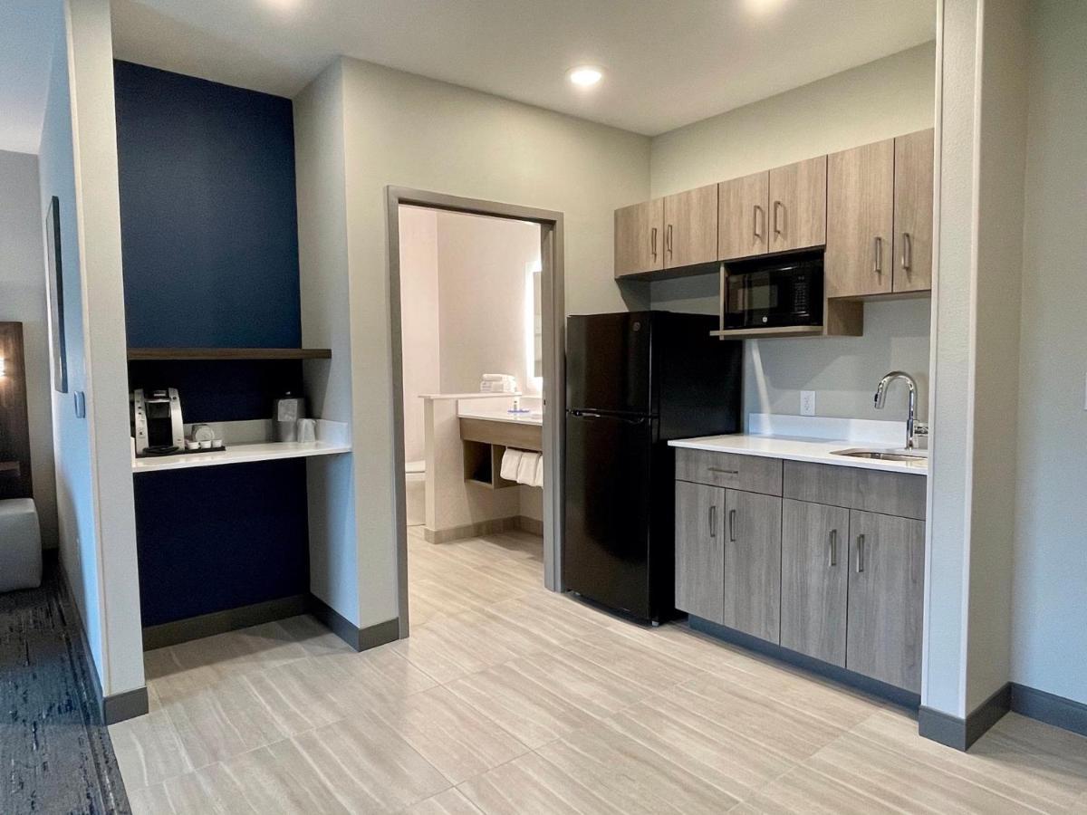 Holiday Inn Express & Suites - Ft. Smith - Airport By Ihg Fort Smith Exteriör bild