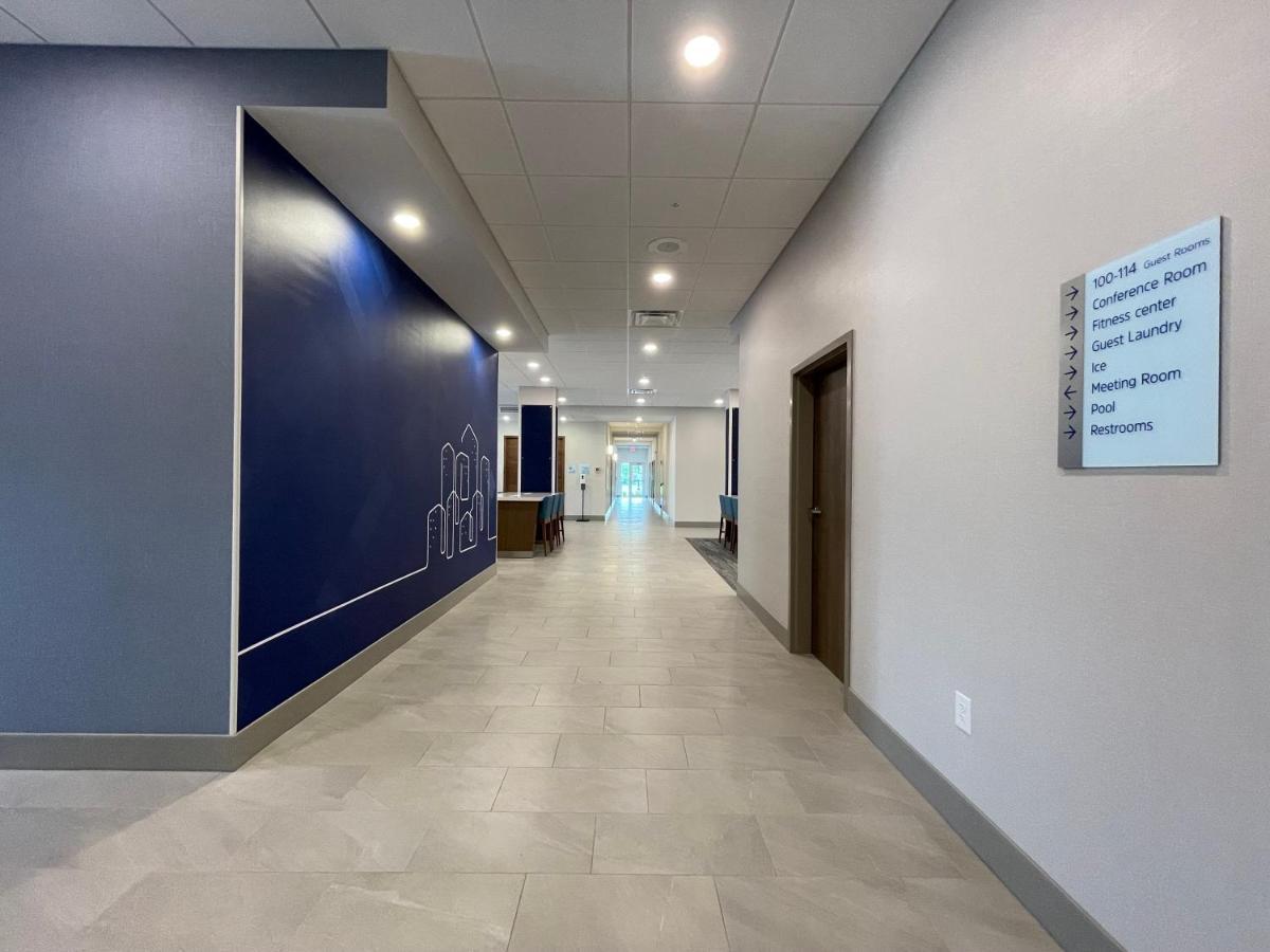 Holiday Inn Express & Suites - Ft. Smith - Airport By Ihg Fort Smith Exteriör bild