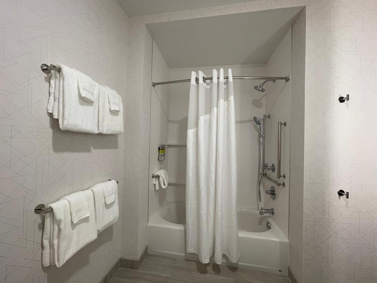 Holiday Inn Express & Suites - Ft. Smith - Airport By Ihg Fort Smith Exteriör bild