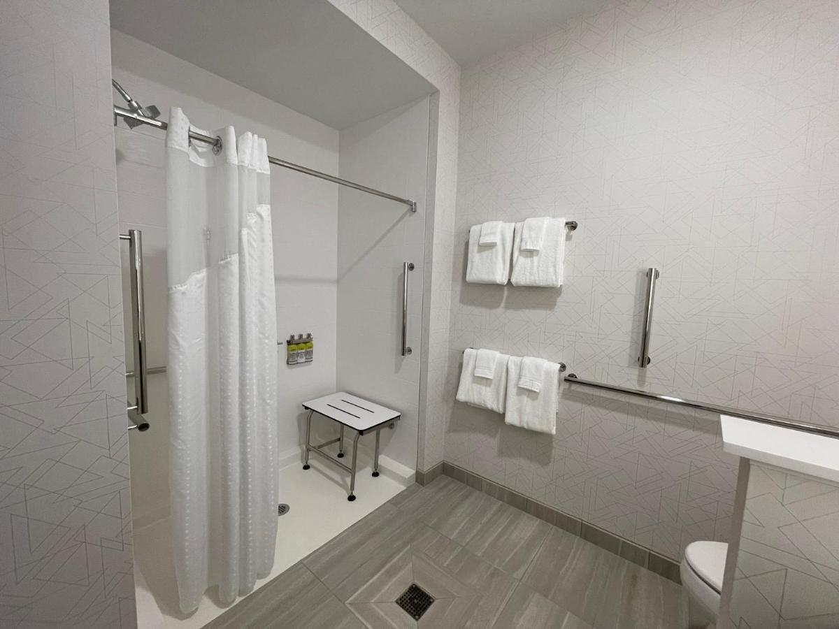 Holiday Inn Express & Suites - Ft. Smith - Airport By Ihg Fort Smith Exteriör bild