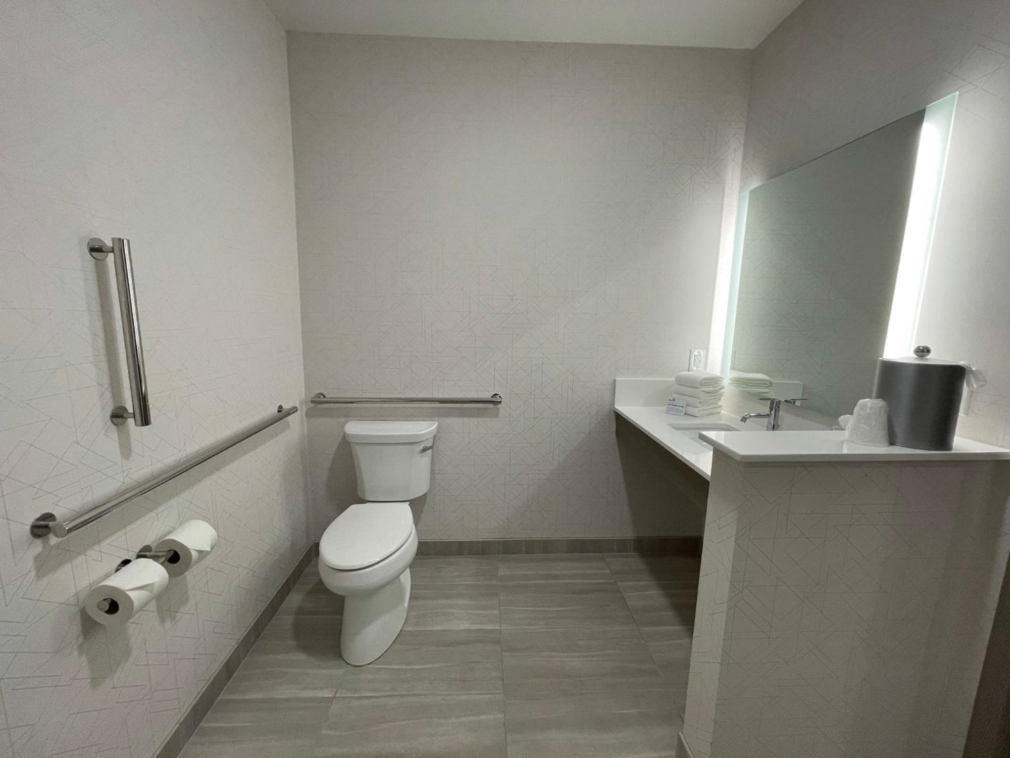 Holiday Inn Express & Suites - Ft. Smith - Airport By Ihg Fort Smith Exteriör bild